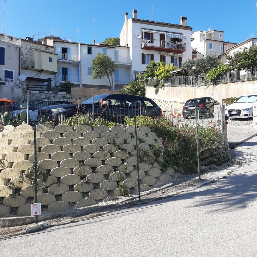Casa Linda, A Due Passi Dal Mare Apartment Numana Exterior foto