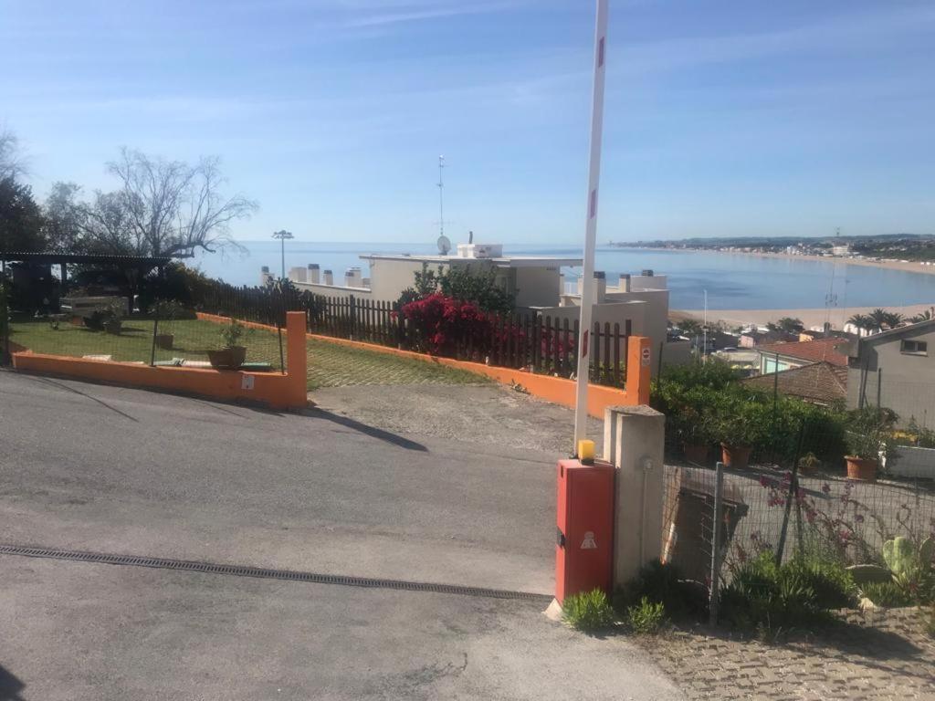 Casa Linda, A Due Passi Dal Mare Apartment Numana Exterior foto