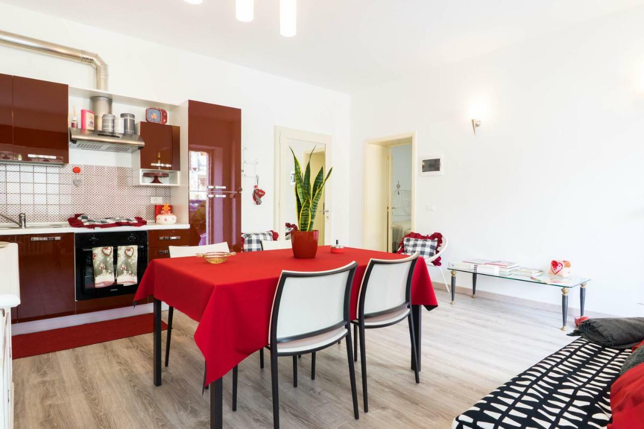 Casa Linda, A Due Passi Dal Mare Apartment Numana Exterior foto